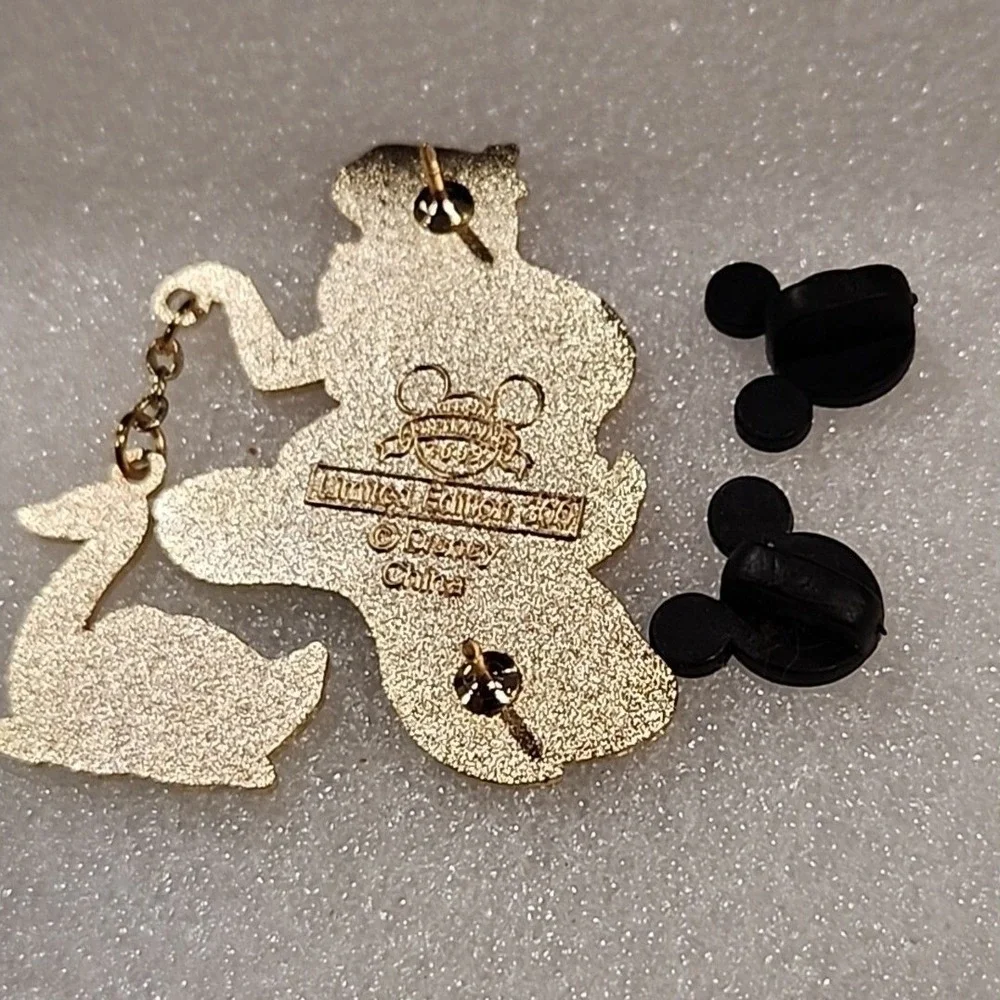 Disney Pin LITTLE MERMAID‎ PRINCESS ARIEL 12 Christmas Swans Swim LE 300 74400